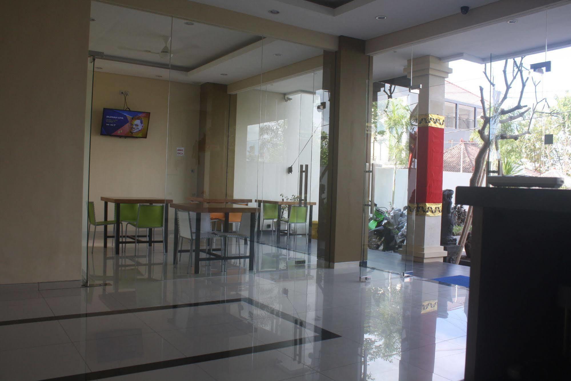 Hotel Mandari Buleleng  Exterior photo
